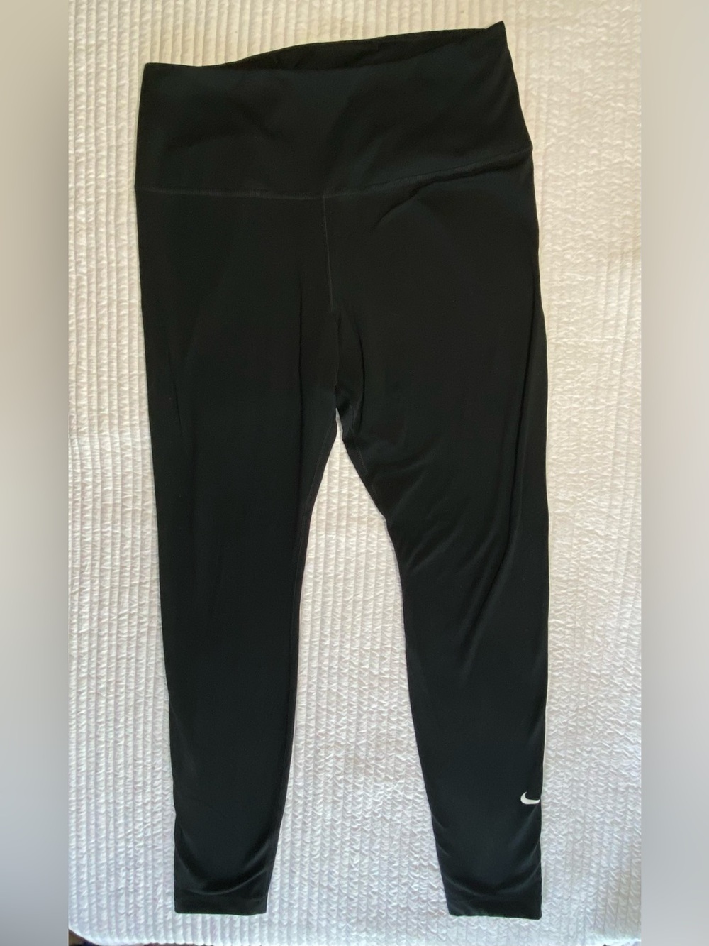 Nike Dri-FIT Black High-Rise
Performance Leggings - Women's Size Large